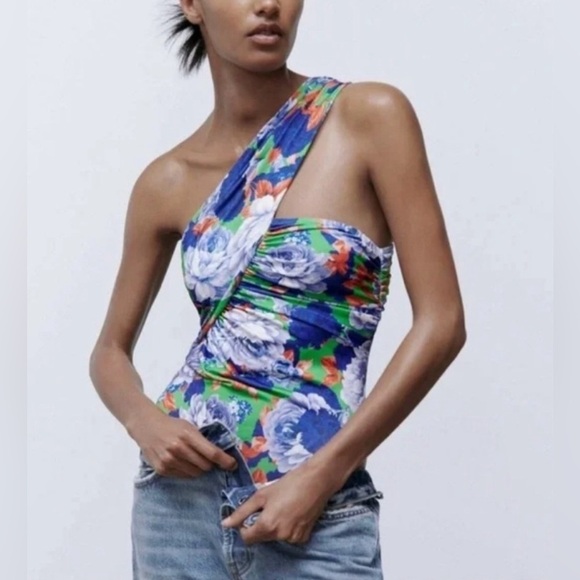 Zara Tops - NWT Zara Floral Print One Shoulder Asymmetric Ruched Bodysuit Size M